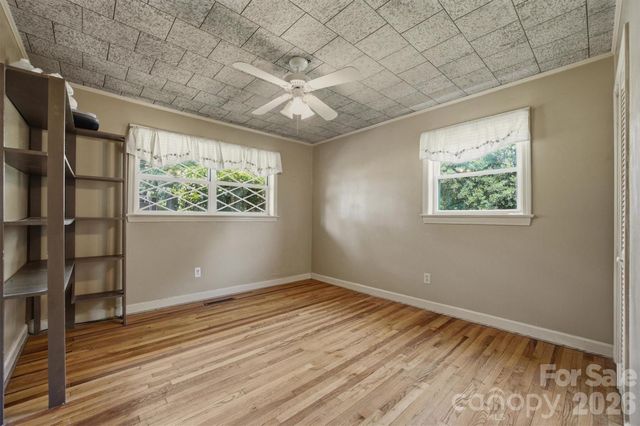 4110 Kendell Place, Hudson, NC 28638