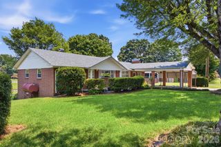 4110 Kendell Place, Hudson, NC 28638