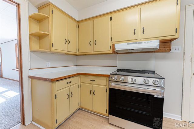 3706 Midview Avenue, Bridgeton, MO 63044