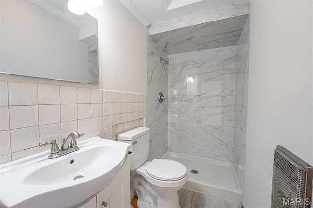 3706 Midview Avenue, Bridgeton, MO 63044