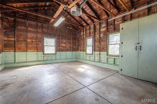 3706 Midview Avenue, Bridgeton, MO 63044