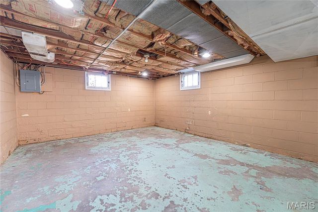 3706 Midview Avenue, Bridgeton, MO 63044