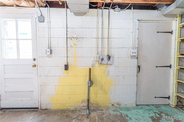 3706 Midview Avenue, Bridgeton, MO 63044