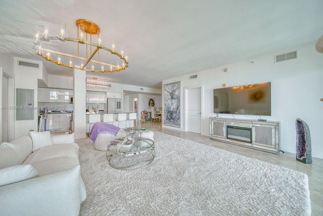3131 NE 188th St 2-1103, Aventura, FL 33180