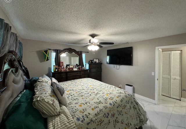 605 Toxaway Drive, West Palm Beach, FL 33413