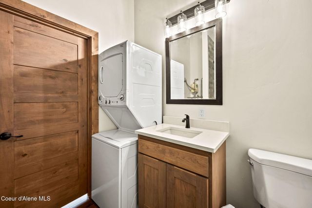 167 E Dakota AVE, Hayden, ID 83835