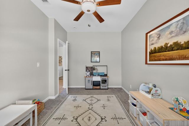 1556 Blue Beaver Way, Roseville, CA 95747