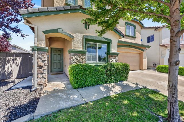 1556 Blue Beaver Way, Roseville, CA 95747