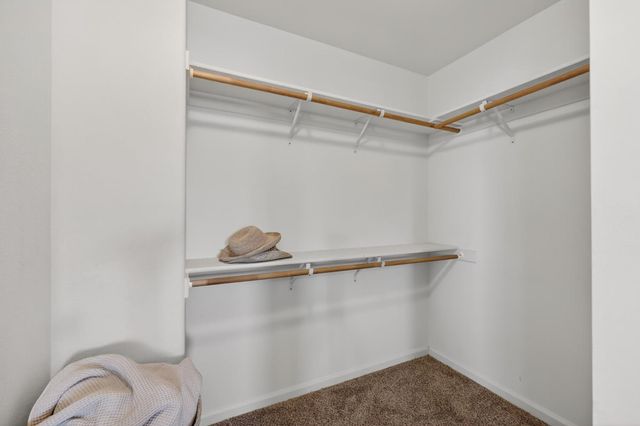 1556 Blue Beaver Way, Roseville, CA 95747