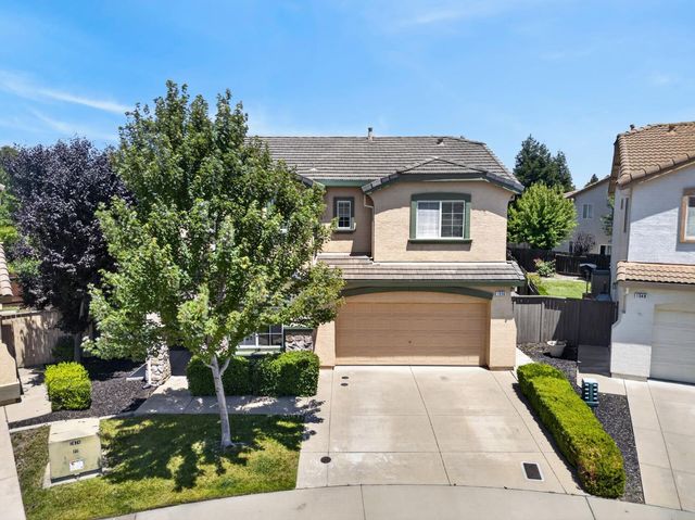 1556 Blue Beaver Way, Roseville, CA 95747