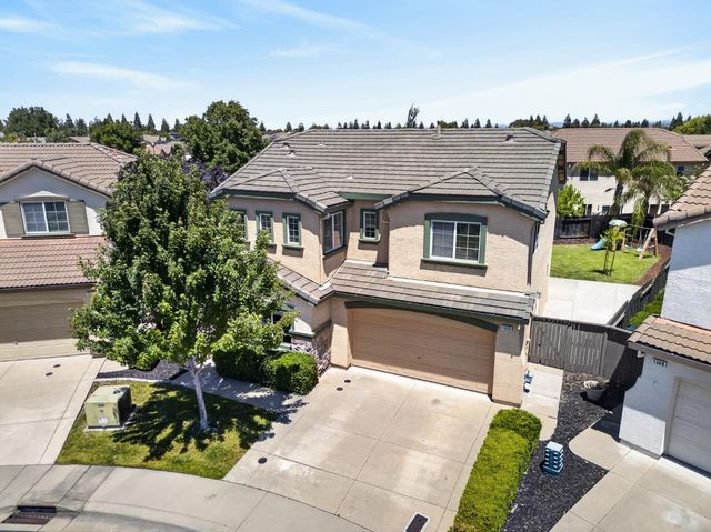 1556 Blue Beaver Way, Roseville, CA 95747