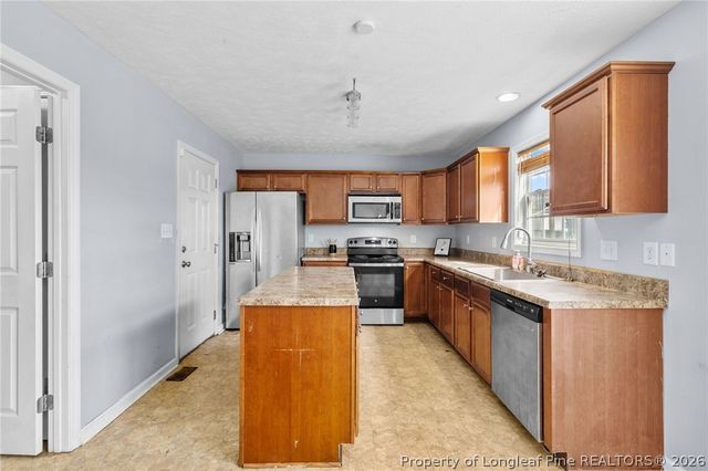 9008 Grouse Run Lane, Fayetteville, NC 28314