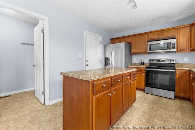 9008 Grouse Run Lane, Fayetteville, NC 28314