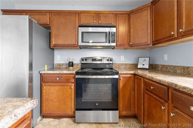 9008 Grouse Run Lane, Fayetteville, NC 28314