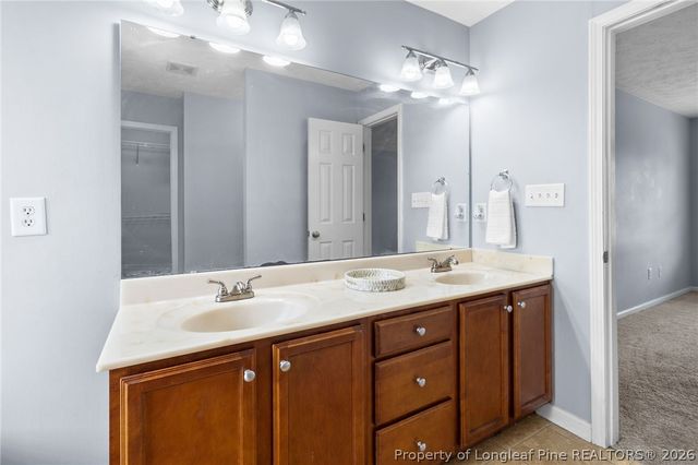 9008 Grouse Run Lane, Fayetteville, NC 28314