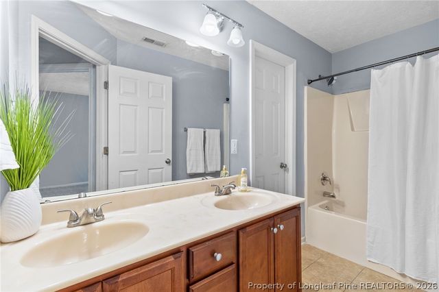 9008 Grouse Run Lane, Fayetteville, NC 28314