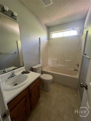 7308 Mayer Avenue, Savannah, GA 31410