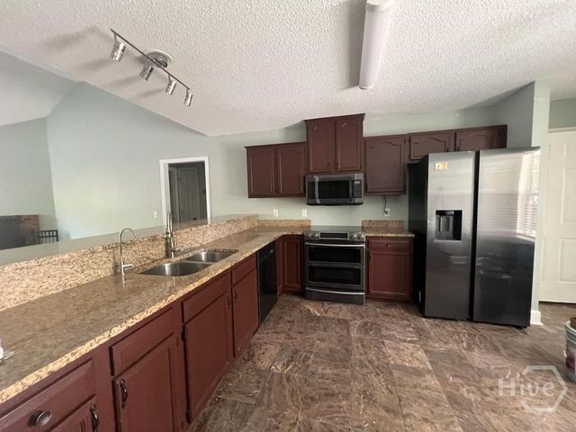 7308 Mayer Avenue, Savannah, GA 31410