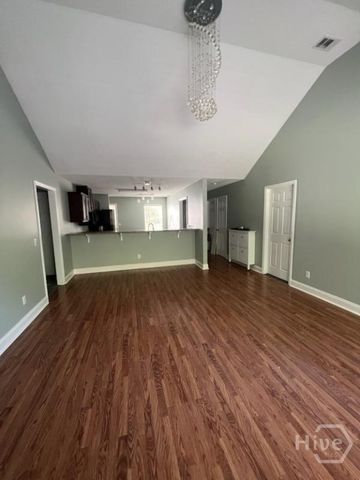 7308 Mayer Avenue, Savannah, GA 31410