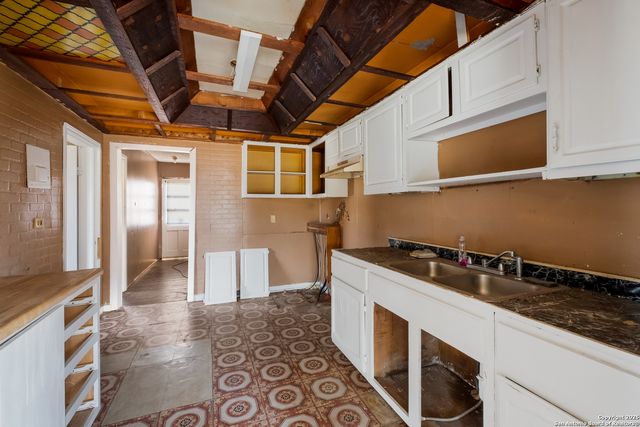 1231 Mogford, San Antonio, TX 78264