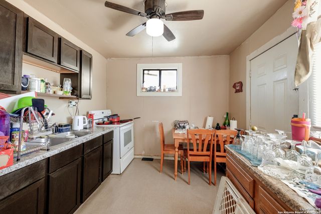 1231 Mogford, San Antonio, TX 78264