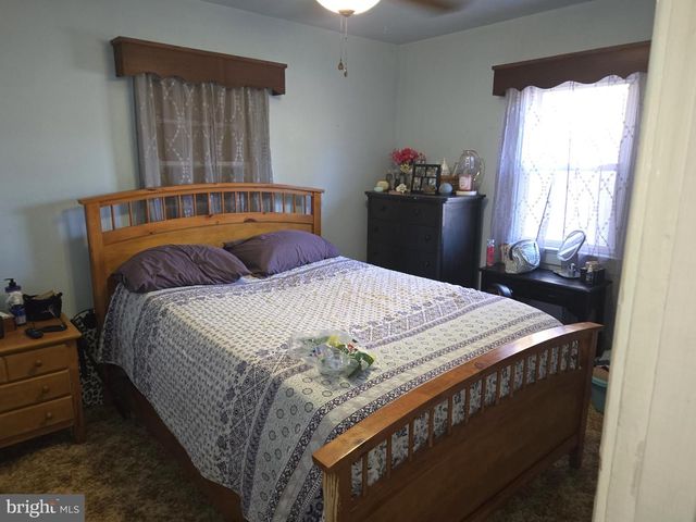 704 4TH ST, Sharptown, MD 21861