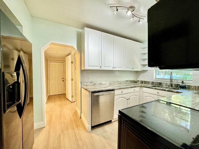 3511 BISHOP EDDIE NEWKIRK WAY, Tampa, FL 33605