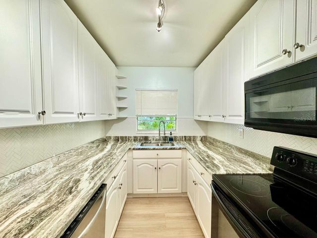 3511 BISHOP EDDIE NEWKIRK WAY, Tampa, FL 33605