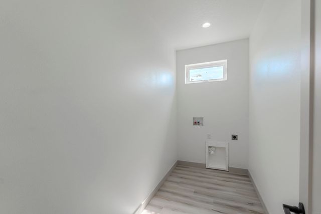 505 Sands Avenue, Janesville, IA 50647