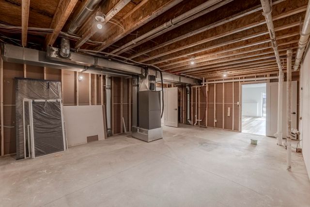 505 Sands Avenue, Janesville, IA 50647