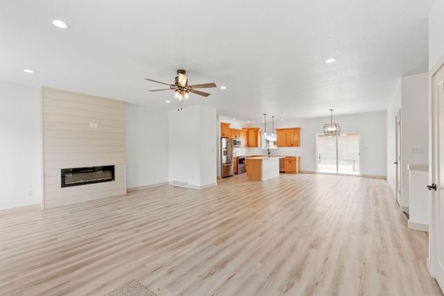 505 Sands Avenue, Janesville, IA 50647