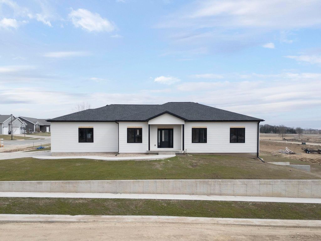 505 Sands Avenue, Janesville, IA 50647