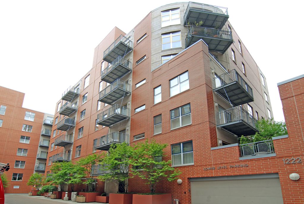 1222 Chicago Avenue 705, Evanston, IL 60202