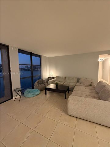 17600 N Bay Rd N907, Sunny Isles Beach, FL 33160