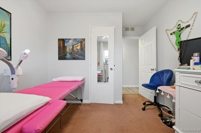 1705 Moulin Avenue, Madison Heights, MI 48071