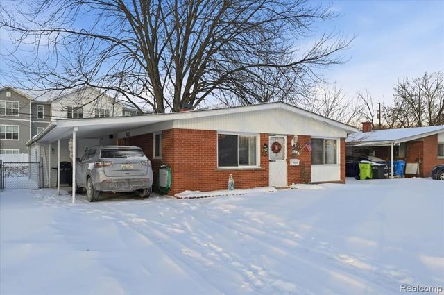 1705 Moulin Avenue, Madison Heights, MI 48071