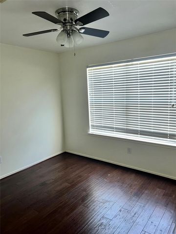 15863 Misty Loch Lane, Houston, TX 77084