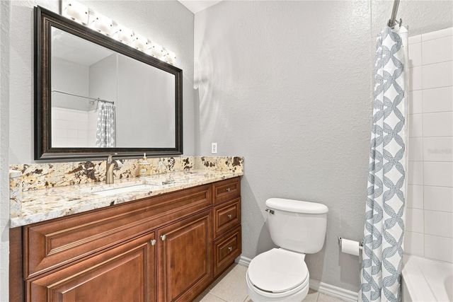 4333 BAYSIDE VILLAGE DRIVE 206, Tampa, FL 33615