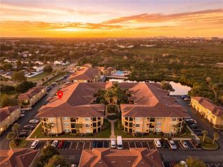 4333 BAYSIDE VILLAGE DRIVE 206, Tampa, FL 33615