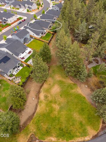 20417 SE Senden Lane, Bend, OR 97702