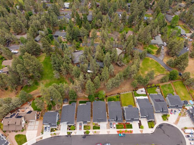 20417 SE Senden Lane, Bend, OR 97702