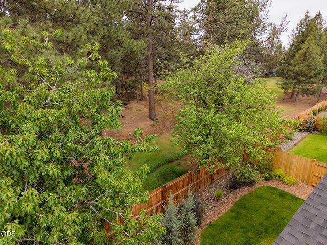 20417 SE Senden Lane, Bend, OR 97702