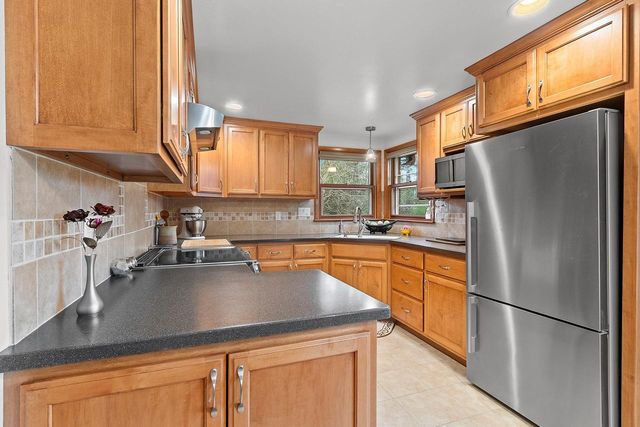 2857 ST ANN DRIVE, Green Bay, WI 54311