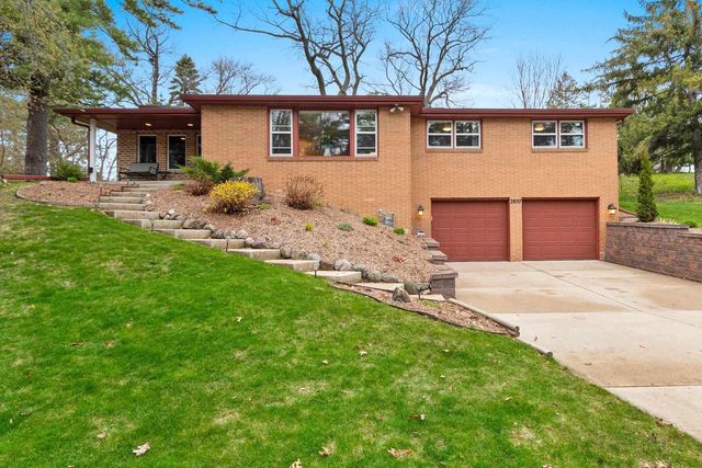 2857 ST ANN DRIVE, Green Bay, WI 54311