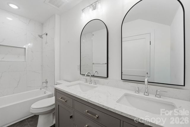 201 Grandin Road 5, Charlotte, NC 28208