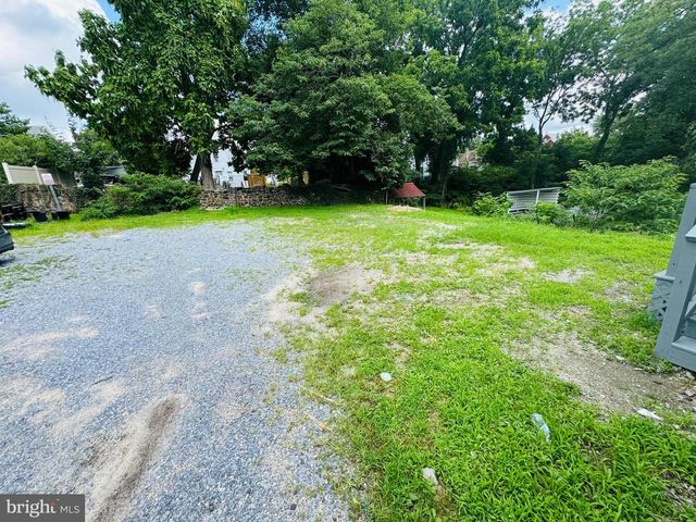 153 S 2ND ST S, Millville, NJ 08332