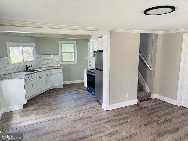 153 S 2ND ST S, Millville, NJ 08332