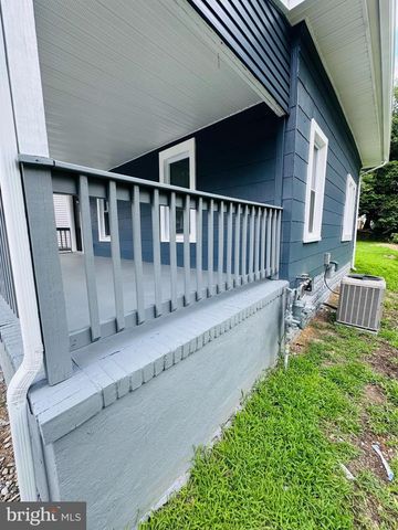 153 S 2ND ST S, Millville, NJ 08332