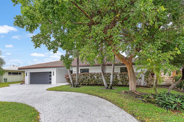 1250 NE 27th Terrace, Pompano Beach, FL 33062