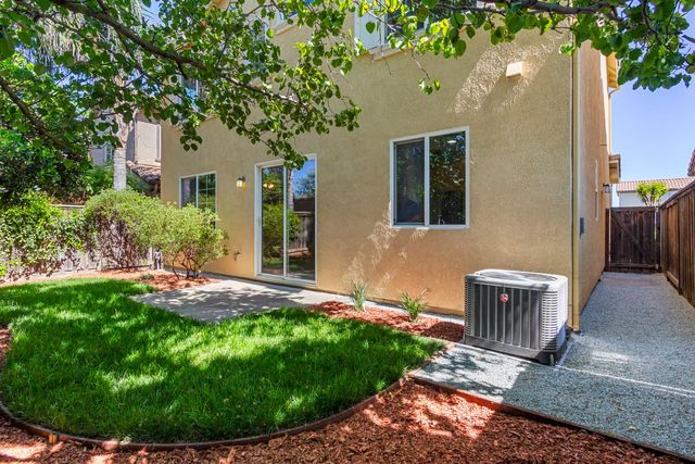 6381 Brando Loop, Fair Oaks, CA 95628